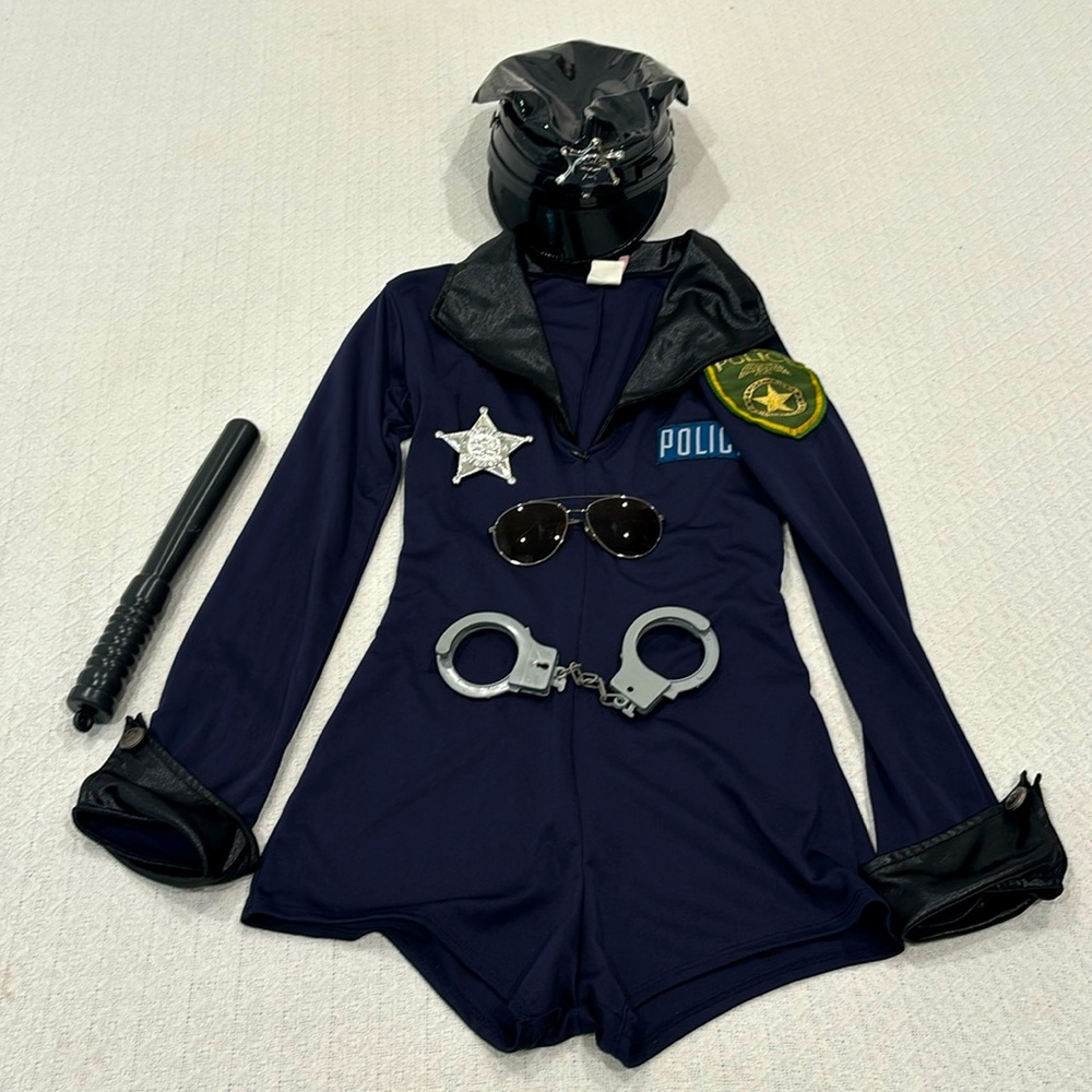SEXY COP COSTUME